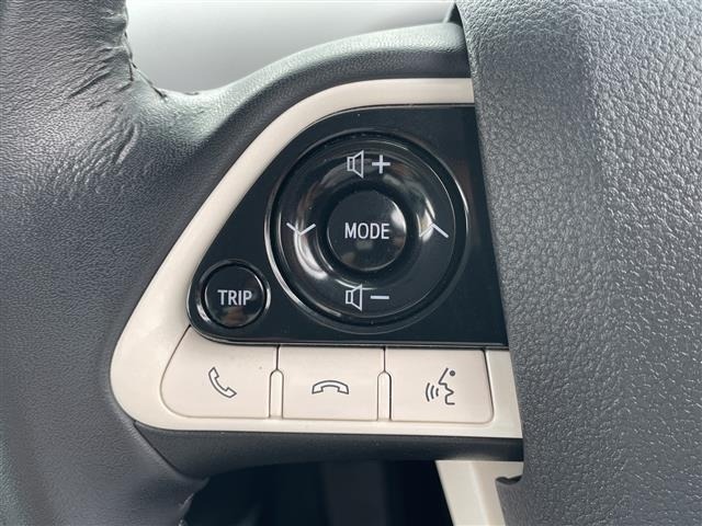Toyota PRIUS 2016 8340115-18