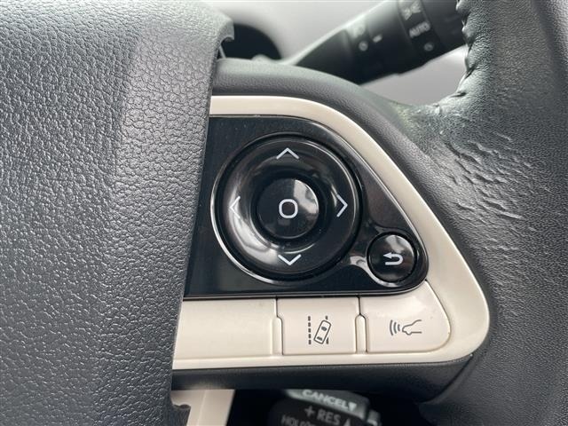 Toyota PRIUS 2016 8340115-19