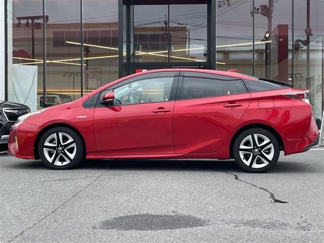 Toyota PRIUS 2016 8340115-22