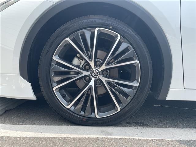 Toyota PRIUS 2024 8340126-11