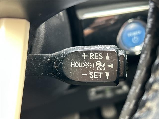 Toyota PRIUS 2016 8340133-3