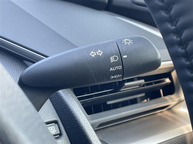 Toyota PRIUS 2023 8340134-20