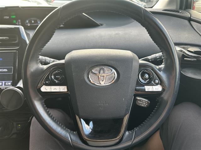 Toyota PRIUS 2018 8340151-1