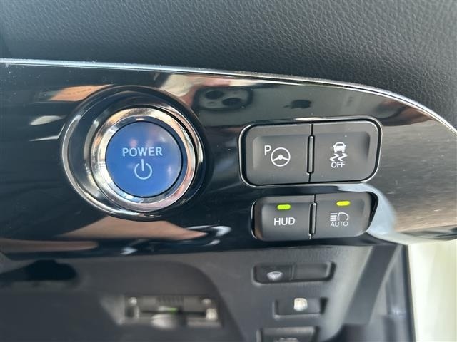 Toyota PRIUS 2018 8340151-11