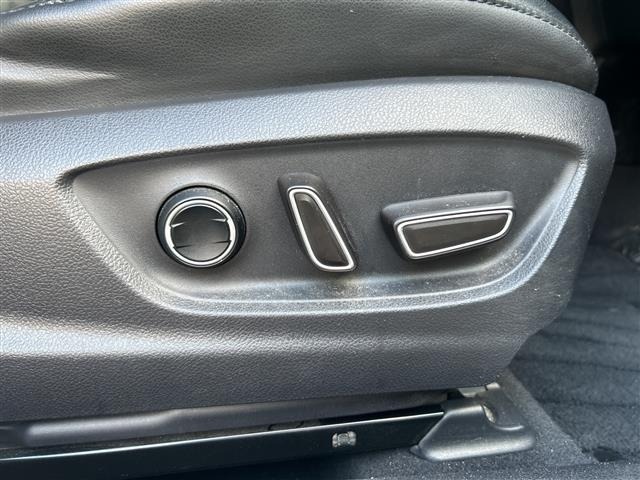 Toyota PRIUS 2018 8340151-2