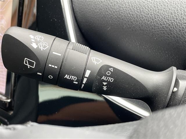 Toyota PRIUS 2019 8340153-1