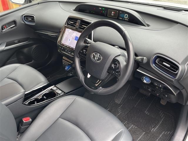 Toyota PRIUS 2019 8340153-2