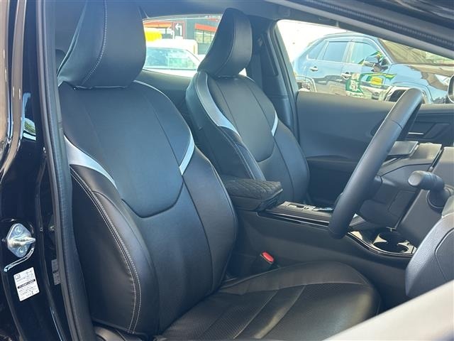 Toyota PRIUS 2025 8340157-1