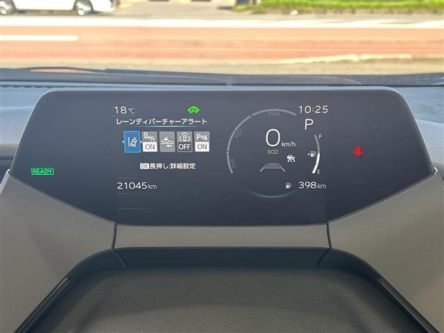 Toyota PRIUS 2025 8340157-19