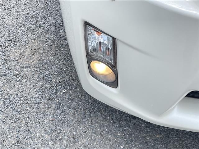 Toyota PRIUS 2011 8340161-11
