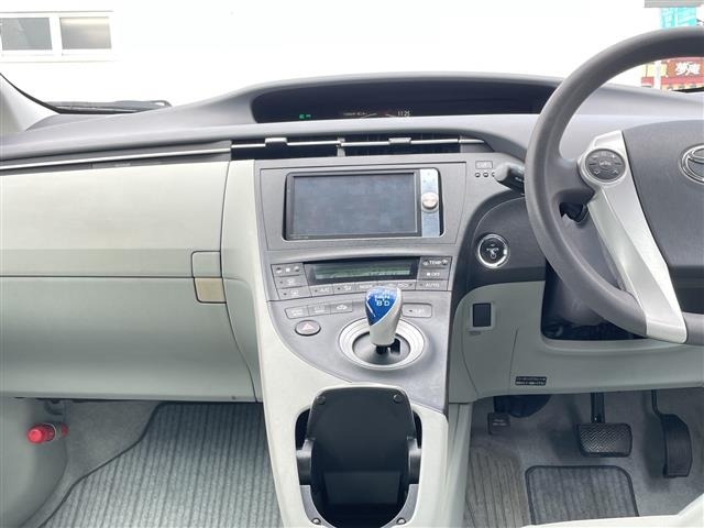 Toyota PRIUS 2011 8340161-15