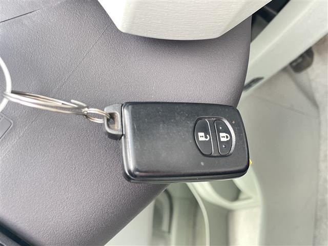 Toyota PRIUS 2011 8340161-16