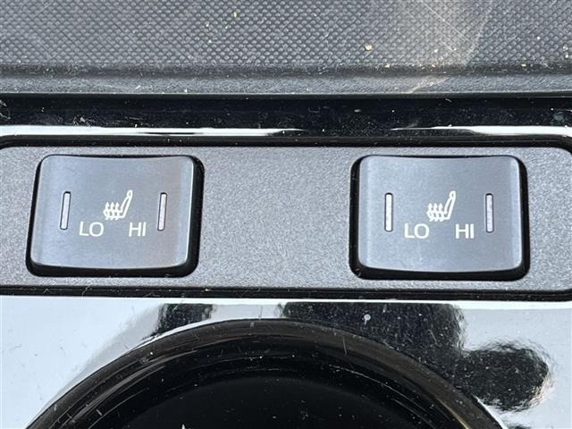 Toyota PRIUS 2021 8340162-11