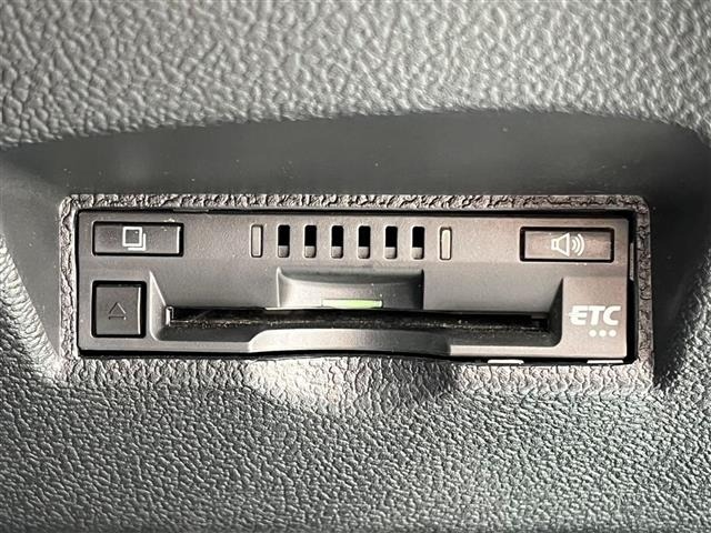 Toyota PRIUS 2021 8340162-13