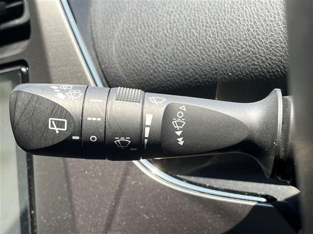 Toyota PRIUS 2021 8340162-22