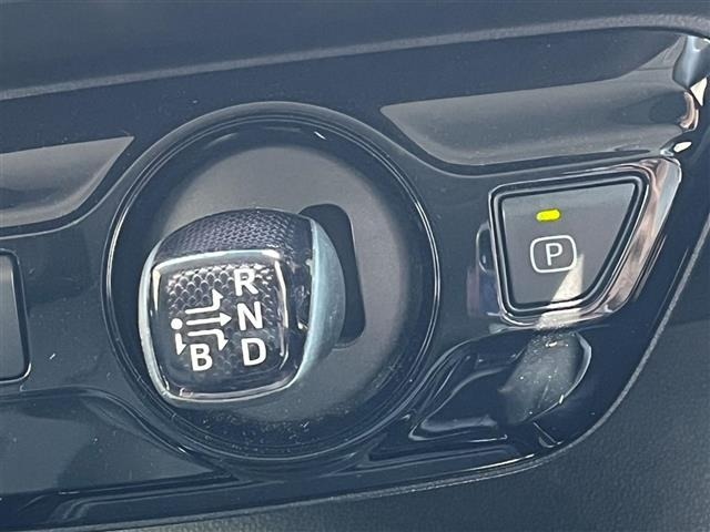 Toyota PRIUS 2021 8340162-9