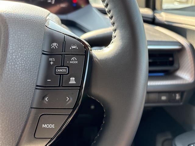 Toyota PRIUS 2024 8340170-6