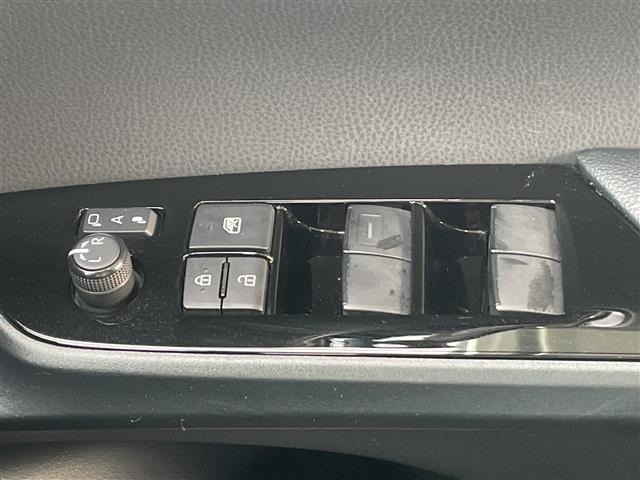 Toyota PRIUS 2020 8340171-22