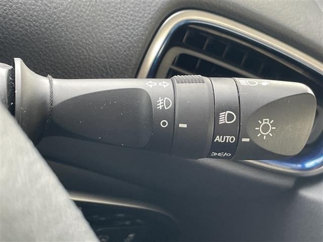 Toyota PRIUS 2020 8340171-3