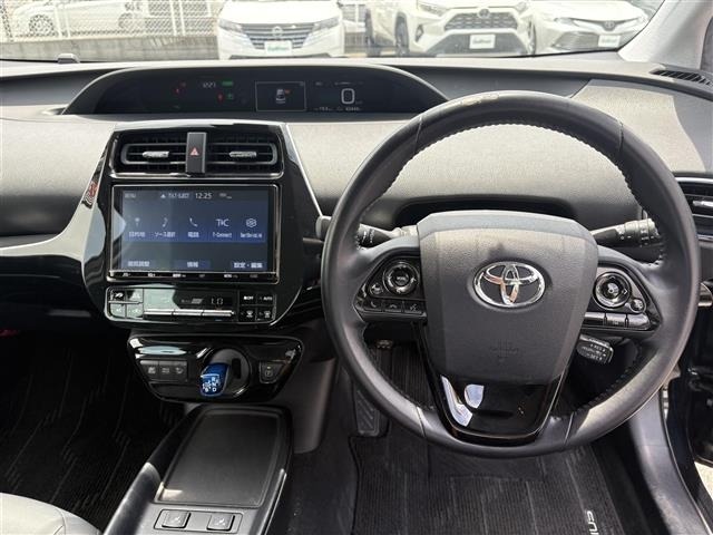 Toyota PRIUS 2019 8340172-7