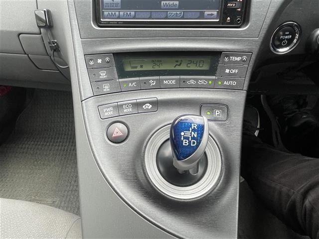 Toyota PRIUS 2010 8340181-1