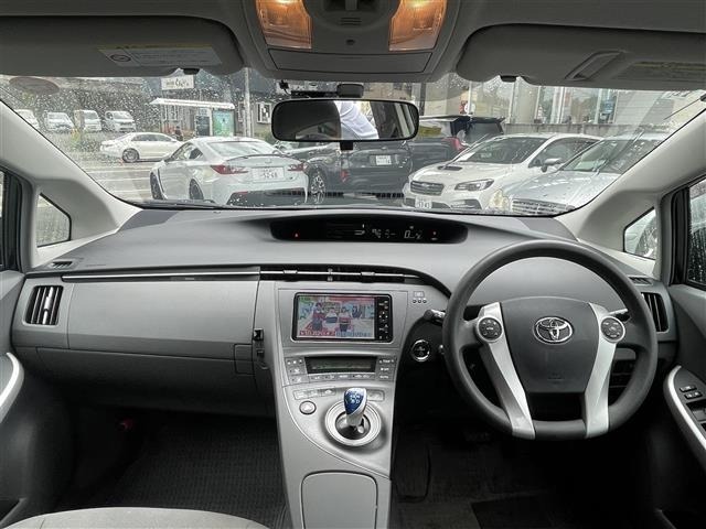 Toyota PRIUS 2010 8340181-15