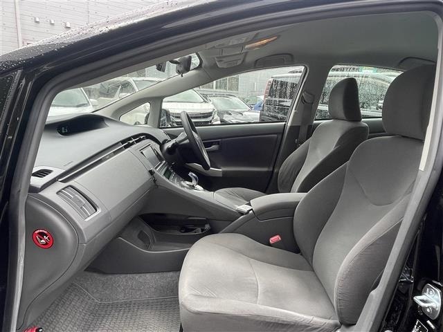 Toyota PRIUS 2010 8340181-9