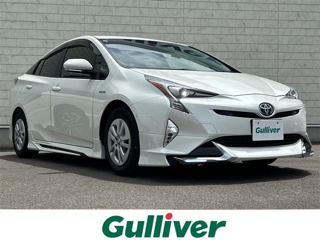 Toyota PRIUS 2018 8340188-0