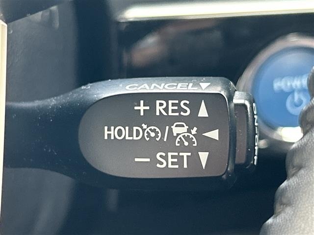 Toyota PRIUS 2018 8340188-9