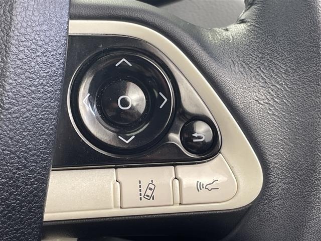 Toyota PRIUS 2017 8340191-1