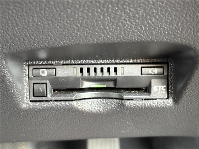 Toyota PRIUS 2019 8340193-7