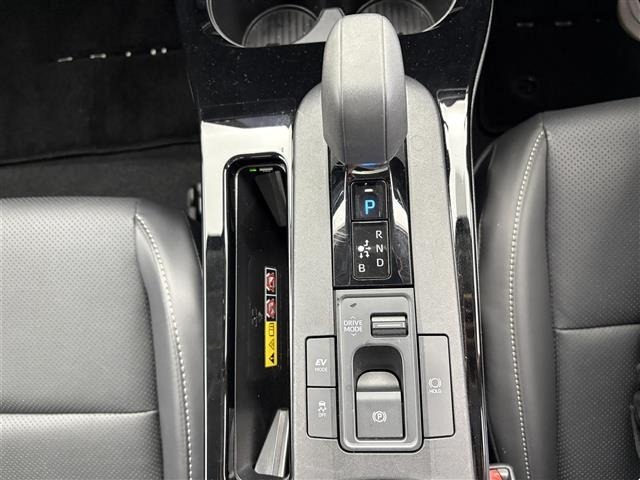 Toyota PRIUS 2023 8340194-12