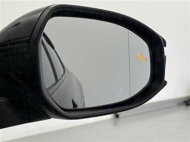 Toyota PRIUS 2023 8340194-2