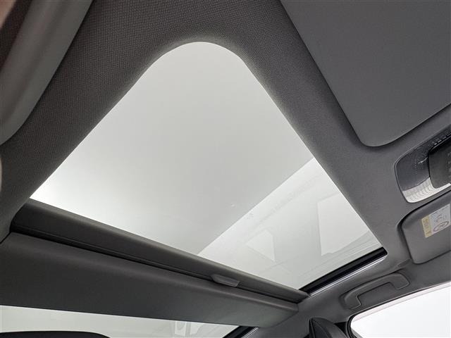 Toyota PRIUS 2023 8340194-23