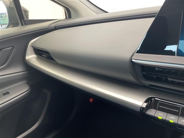 Toyota PRIUS 2024 8340195-21