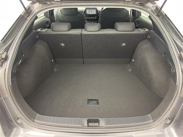 Toyota PRIUS 2019 8340196-11