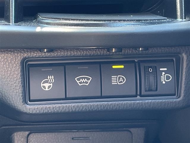 Toyota PRIUS 2023 8340203-10