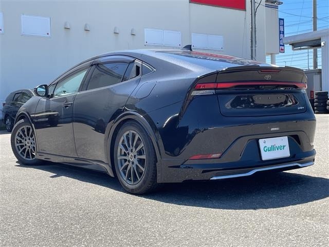 Toyota PRIUS 2023 8340203-13