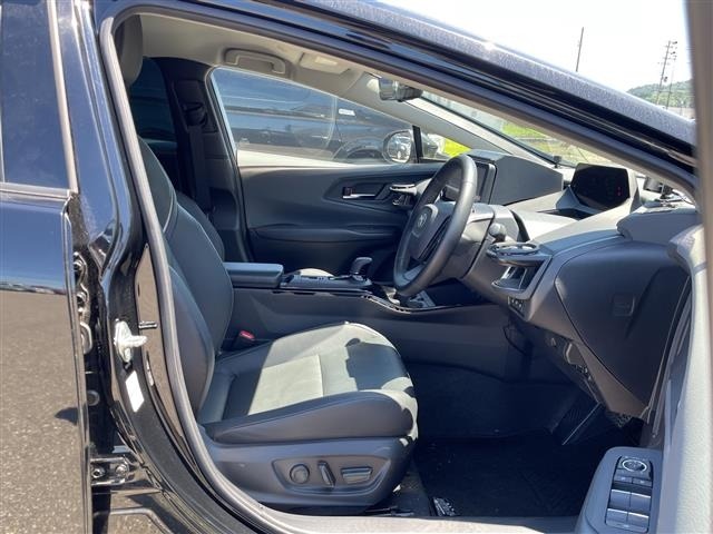 Toyota PRIUS 2023 8340203-2