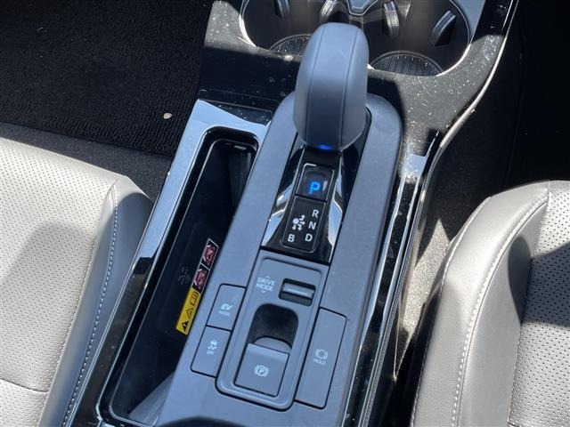 Toyota PRIUS 2023 8340203-7