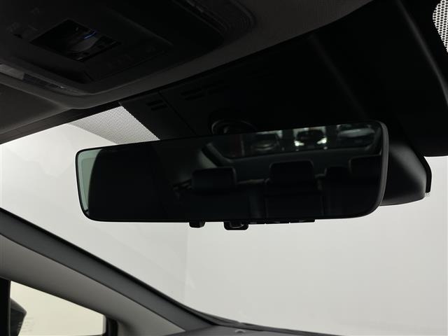 Toyota PRIUS 2023 8340204-18