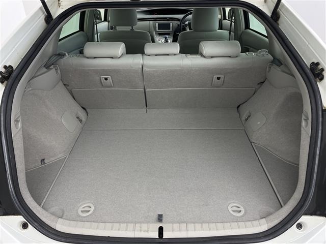 Toyota PRIUS 2013 8340209-11