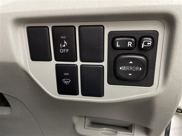 Toyota PRIUS 2013 8340209-18