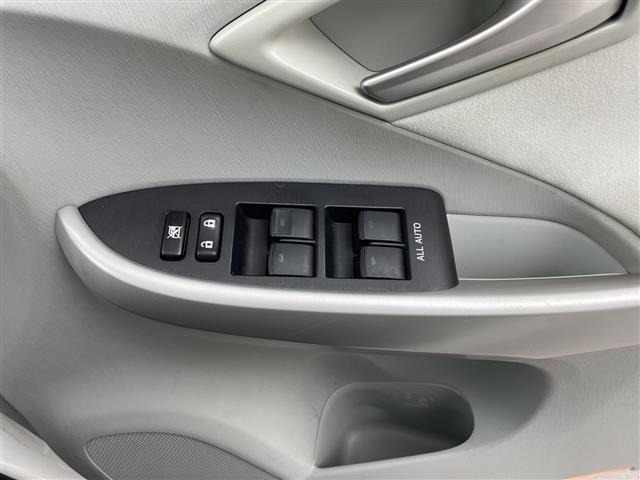 Toyota PRIUS 2013 8340209-19