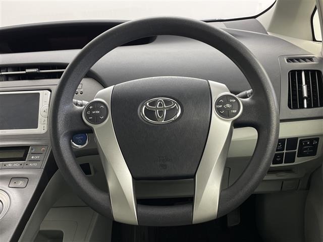 Toyota PRIUS 2013 8340209-4