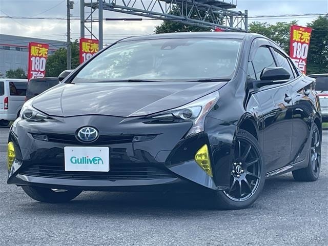 Toyota PRIUS 2017 8340210-19
