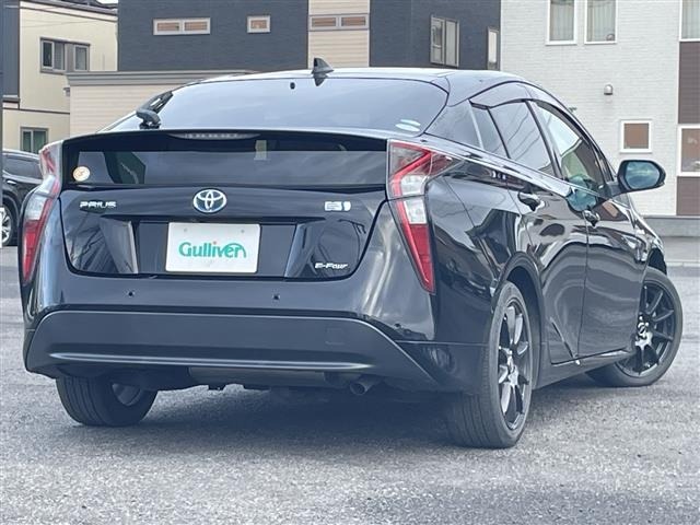 Toyota PRIUS 2017 8340210-21