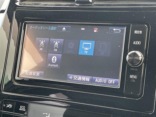 Toyota PRIUS 2017 8340210-22