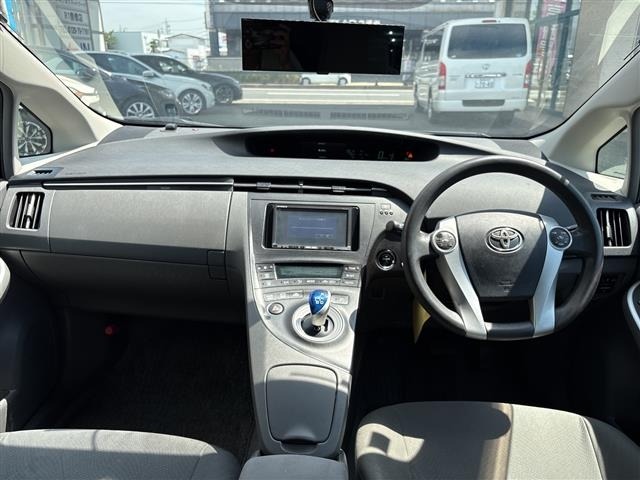 Toyota PRIUS 2010 8340213-14