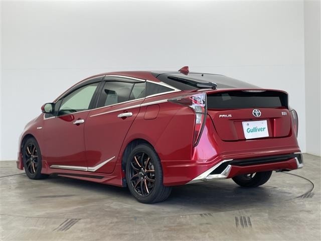 Toyota PRIUS 2016 8340214-13